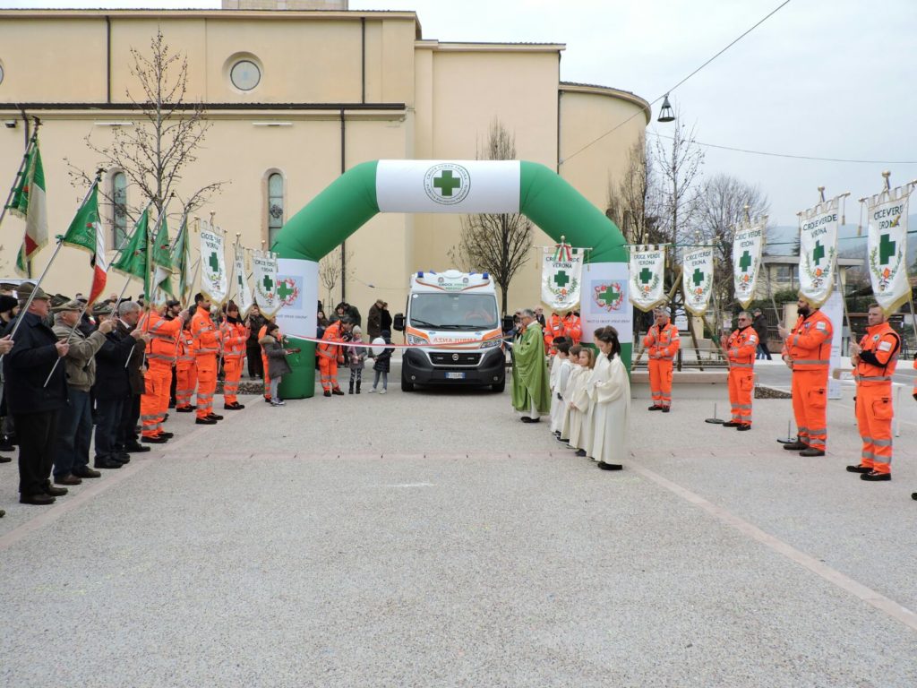 Croce Verde Verona: una nuova ambulanza per i 70 croceverdini di Grezzana