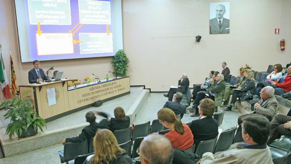Intercultura e interreligione: l’importanza del credo religioso, dei simboli e dei riti nella relazione tra paziente/parente e operatore sanitario