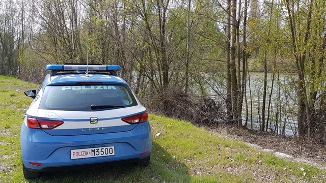 VERONA: AUTO NEL DIRUPO, LA POLIZIA SALVA UNA DONNA DI NAZIONALITÀ RUMENA