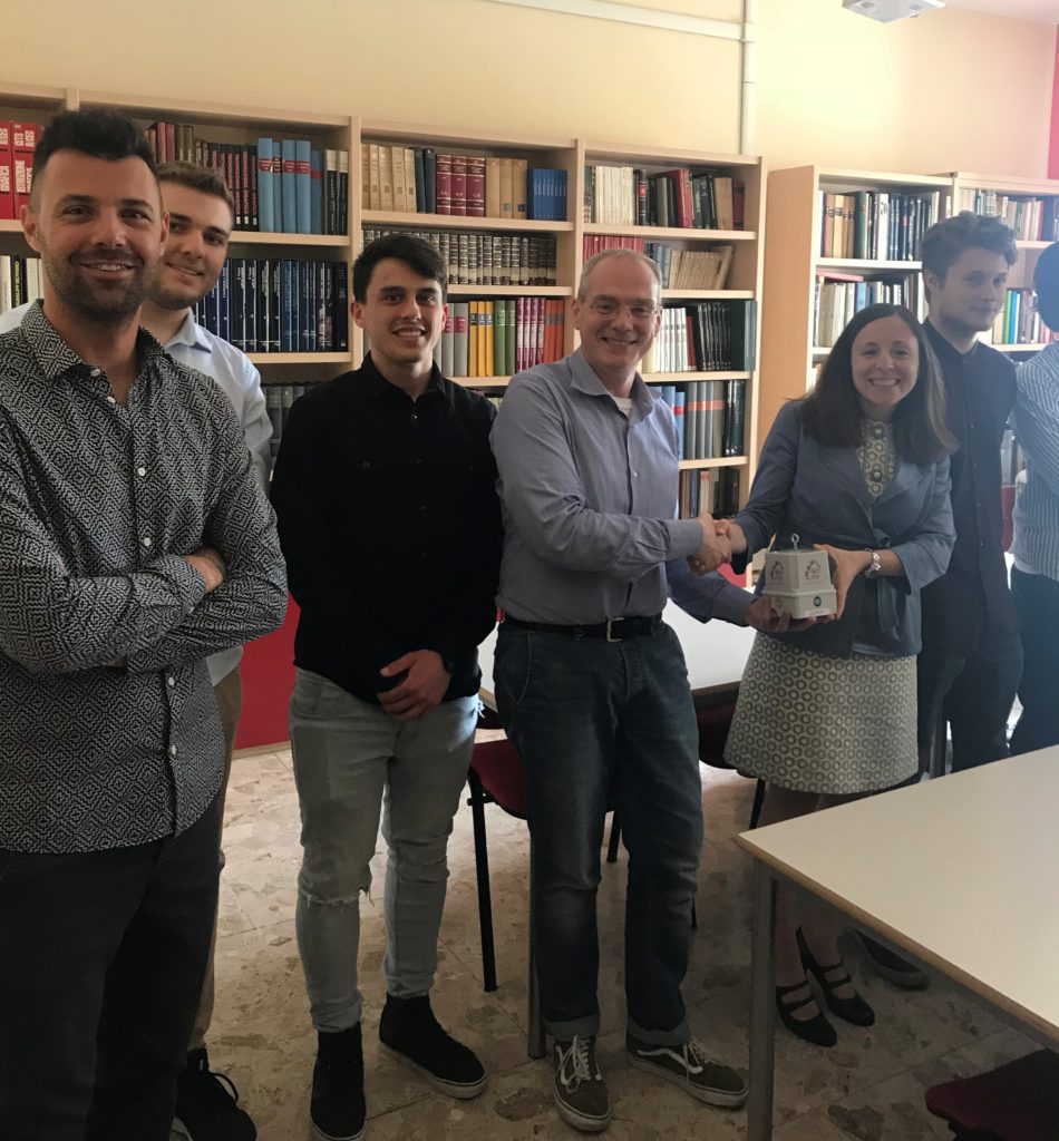 PROGETTO LOOPER. DA ISTITUTO SALESIANO SAN ZENO CONSEGNATI AL COMUNE 8 DISPOSITIVI PER MONITORAGGIO DELL’ARIA