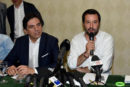 Migranti, Salvini: ‘Stop Sicilia campo profughi d’Europa’