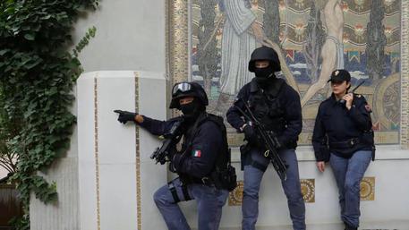 Simulazione anti-terrorismo in Biennale