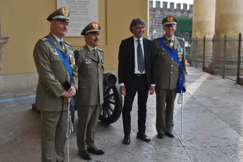 A Palazzo Barbieri il Capo di Stato Maggiore dell’Esercito Farina, accompagnato dai Generali Sperotto eTota