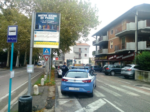 Arrestato a Verona siriano clandestino diretto, con documenti falsi, verso il nord Europa. La Polizia di Stato lo intercetta dopo sole due ore dall’ingresso nel territorio nazionale.