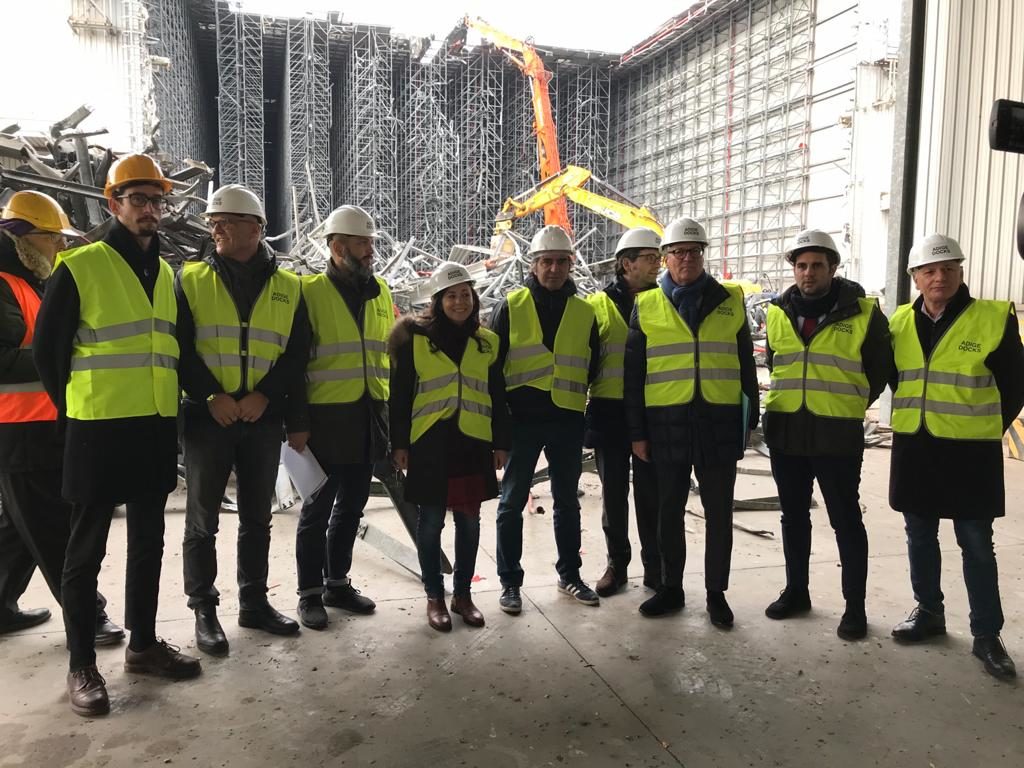 Adige Docks. Ruspe in azione per il più grande centro sportivo d’Europa. Sboarina: “Verona avrà la sua pista del ghiaccio”