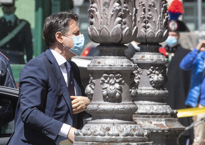 Conte: ‘Valutare riapertura sperimentale nidi e materne’