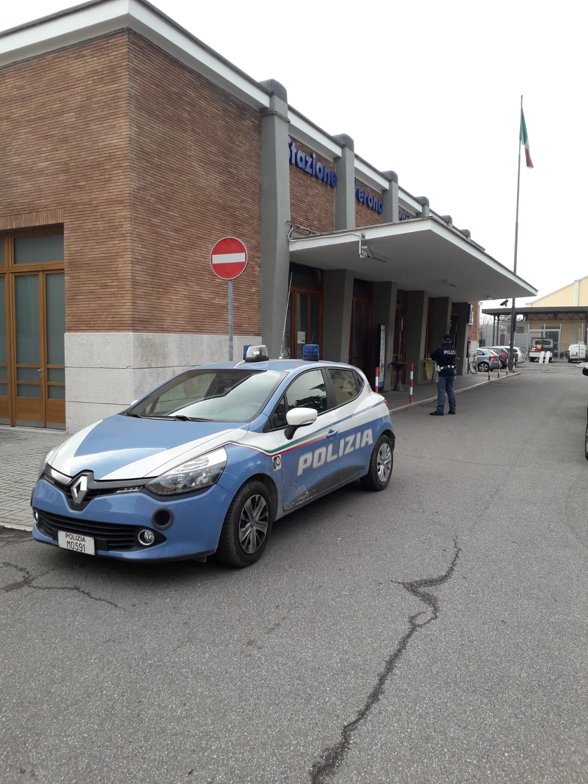 Verona - Rapinatore arrestato dalla Polizia di Stato nella stazione  ferroviaria di Verona Porta Vescovo. - Il Giornale dei Veronesi