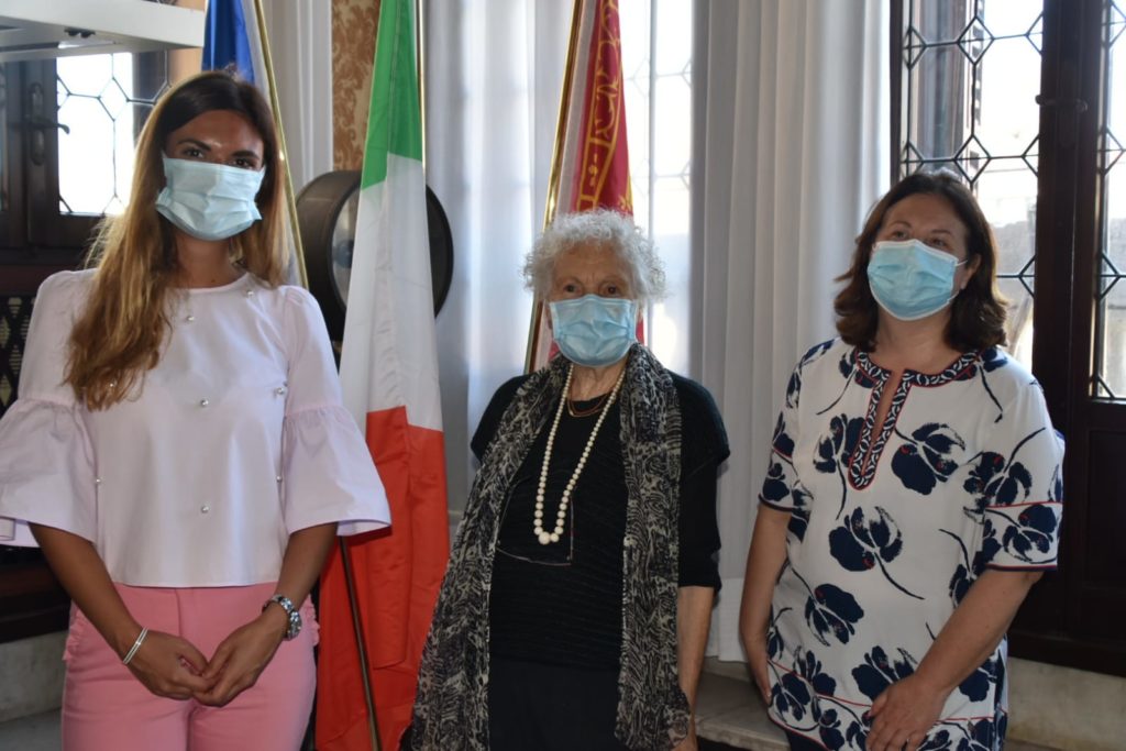 L’artista veneziana Anna Moro-Lin dona 20 opere al Comune di Venezia. Saranno consegnate alla Fondazione Musei Civici
