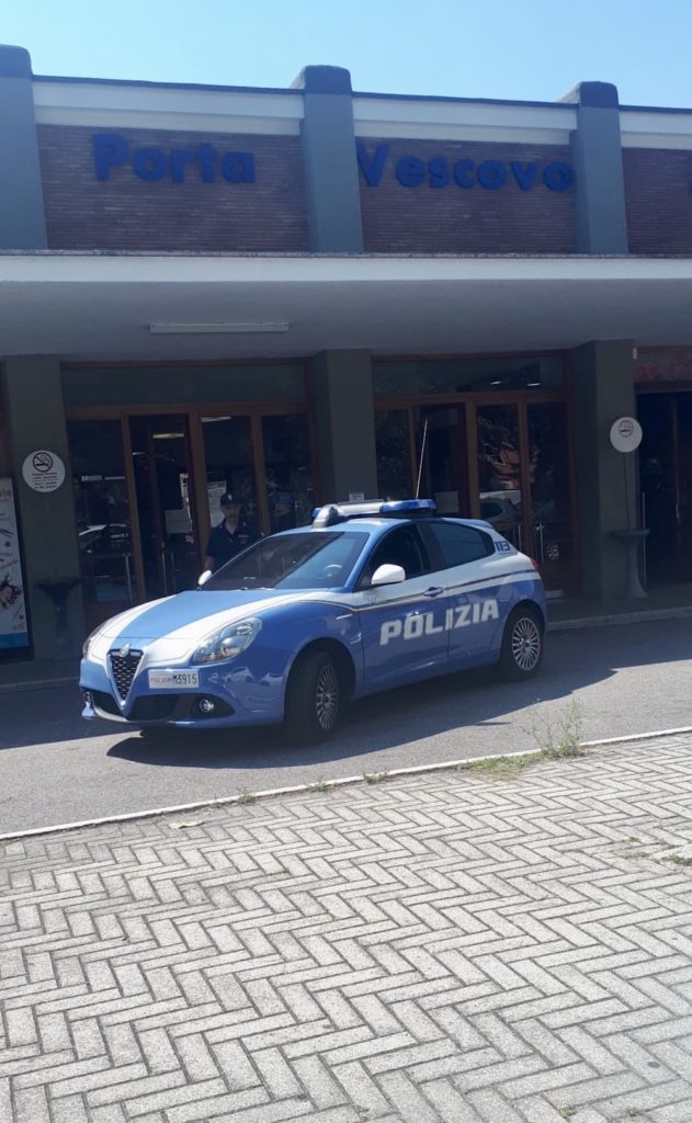 Verona: rapina aggravata in zona Porta Vescovo. La Polizia di Stato arresta due cittadini stranieri