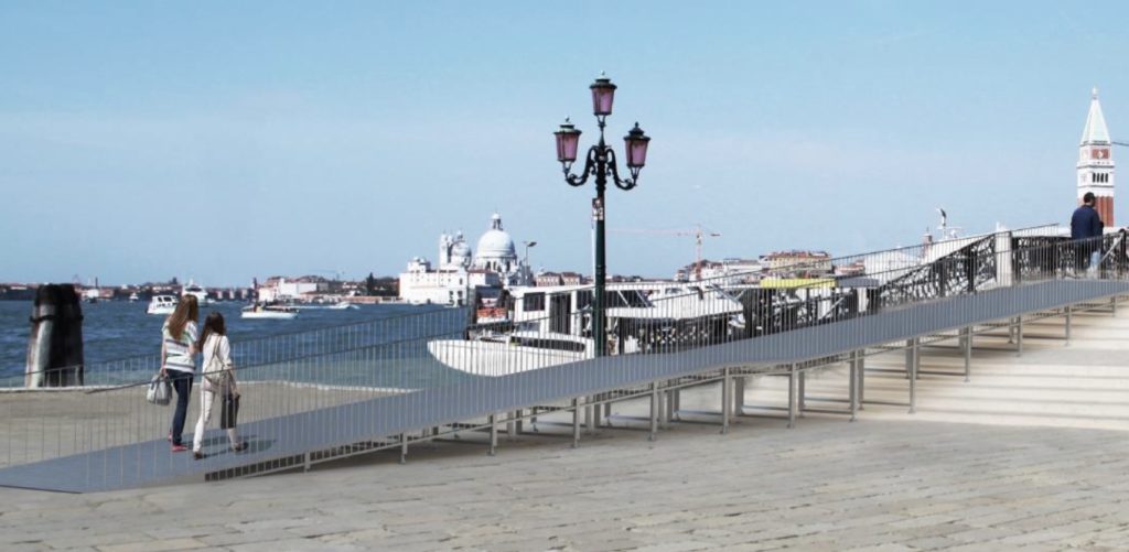 La Giunta approva le nuove rampe su 5 ponti che vanno da riva degli Schiavoni ai Giardini della Biennale. L’assessore Zaccariotto: “Così spariscono delle barriere architettoniche e rendiamo Venezia sempre più accessibile”