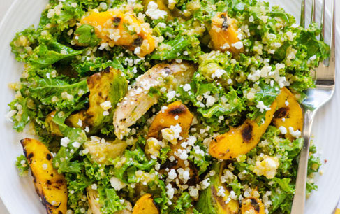 Rubrica “Le mie ricette”: Anna ci consiglia l’insalata di avocado, pollo e mango