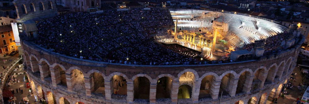 Grandi eventi in città. Dal 2017 ad oggi centinaia con nomi di prim’ordine. Sindaco: “albergatori con memoria corta.