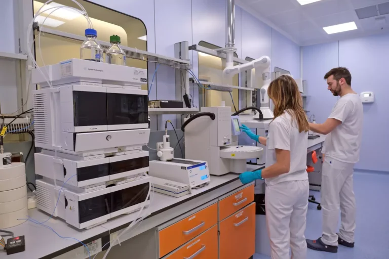 Negrar primo ospedale italiano a produrre radiofarmaci Radiofarmaci - Laboratorio Ospedale di Negrar