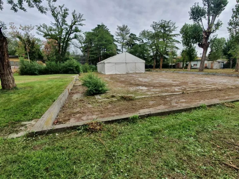 A Verona nasce la prima cittadella di scacchi, dama e carte. Tra poco più di un mese arriveranno le prime 6 scacchiere Scacchi Verona Giardino estate