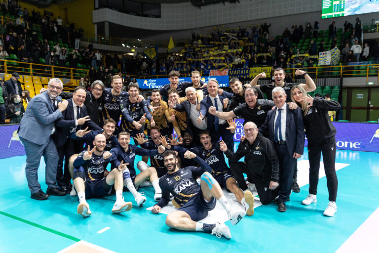 Rana Verona sbanca il Palapanini in tre set