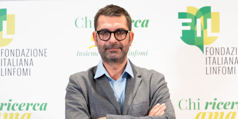 “Nella mia vita da astronauta ho vissuto esperienze eccezionali, ma il viaggio più arduo l’ho affrontato sulla Terra dopo una diagnosi di linfoma”
