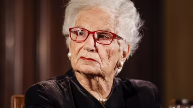 Via libera al riconoscimento della cittadinanza onoraria alla Senatrice Liliana Segre