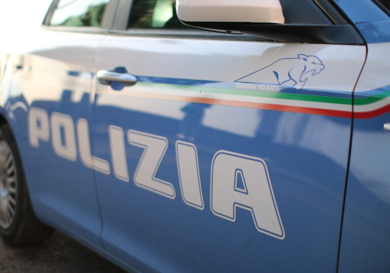 Polizia di Stato di Verona – Tenta di truffare un’anziana fingendosi poliziotto: la vittima chiama la Polizia di Stato che sventa il raggiro