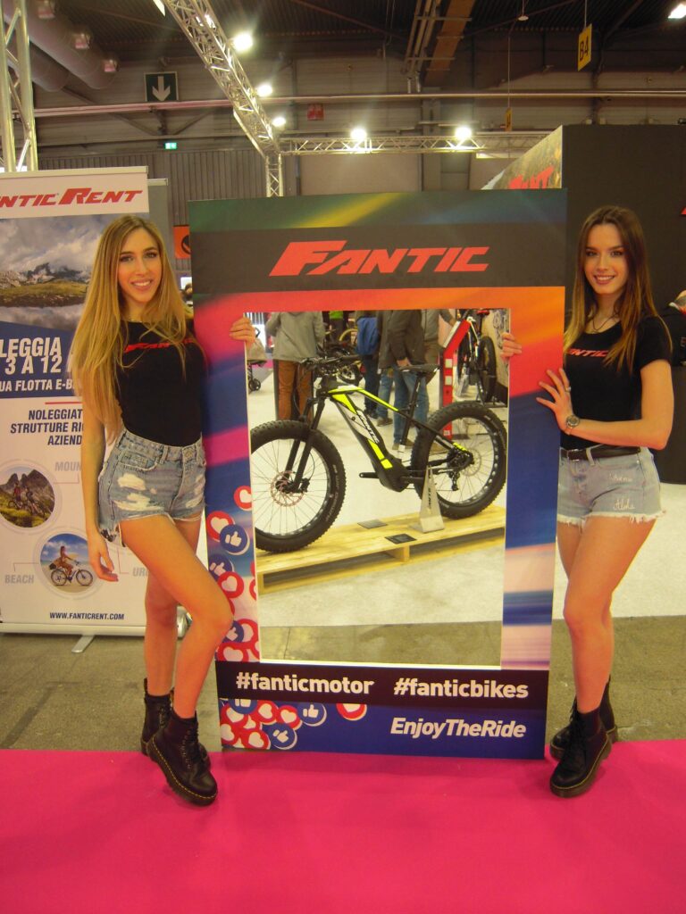 Verona Ricorda… Una riuscita bici-manifestazione. Parata di campioni e cimeli a CosmoBike Show 2019