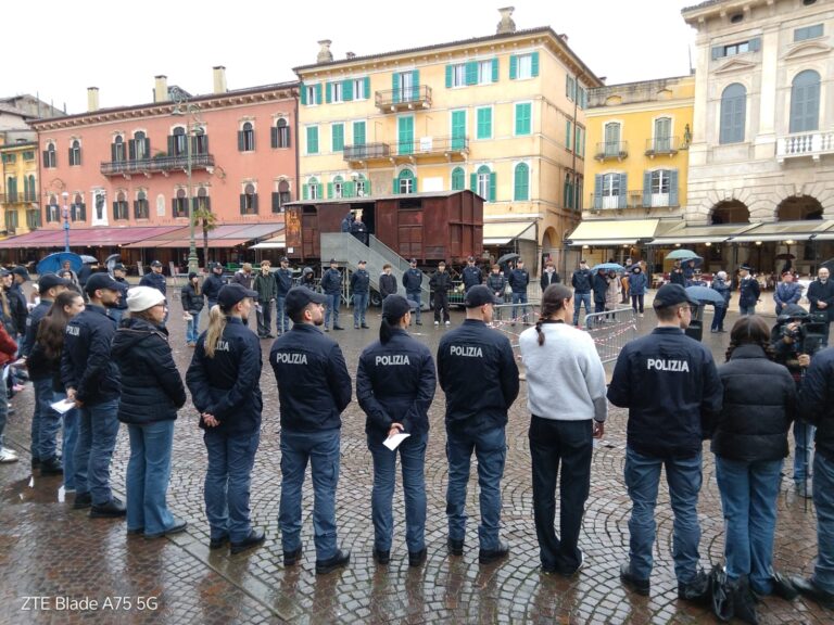 Polizia di Verona – Scuola Allievi Agenti della Polizia di Stato – Piazza Bra e Sacrario del cimitero monumentale – “Giorno della Memoria”