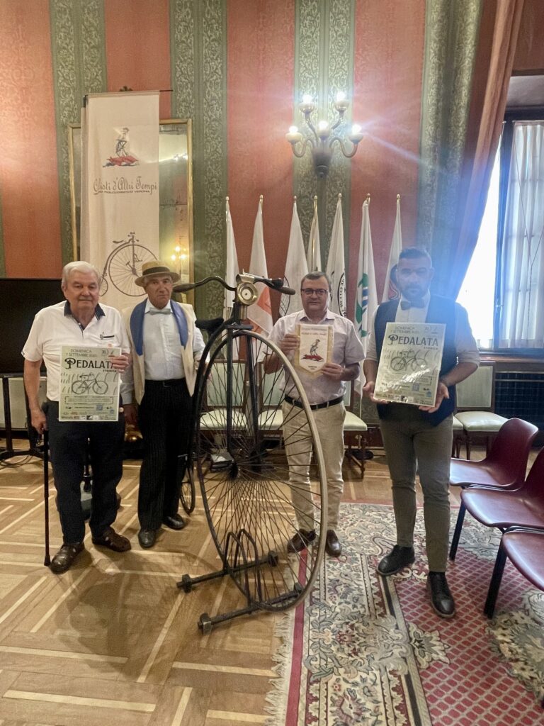 Domenica la pedalata storica per festeggiare i 70° anni dei Ciclisti d’altri tempi