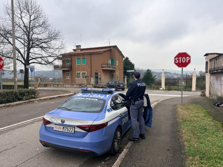 Polizia di Verona – Si lancia a folle velocità per non sottoporsi a controllo e oppone resistenza agli Agenti intervenuti scagliandosi contro di loro: 38enne arrestato dalla Polizia di Stato