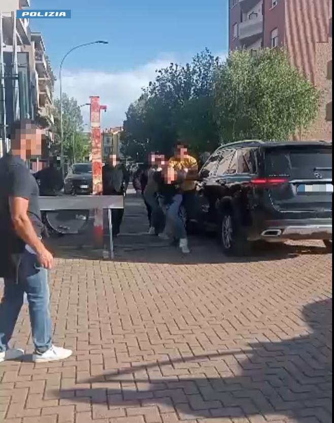 Polizia di Verona – D.A.Spo. del Questore per un calciatore dell’Hellas Verona