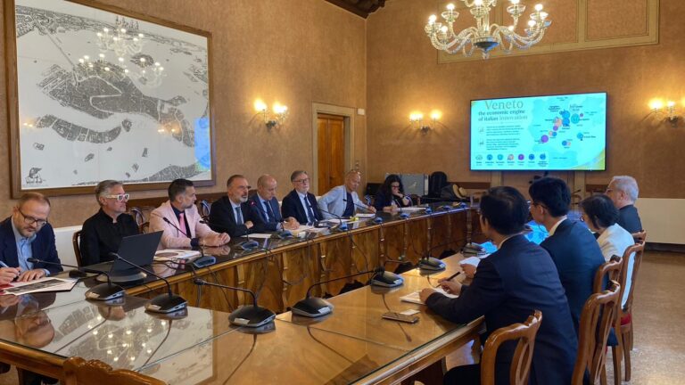 Veneto e Cina, nuovo slancio alla cooperazione economica. Assessore Bitonci incontra la delegazione dell’Ambasciata cinese